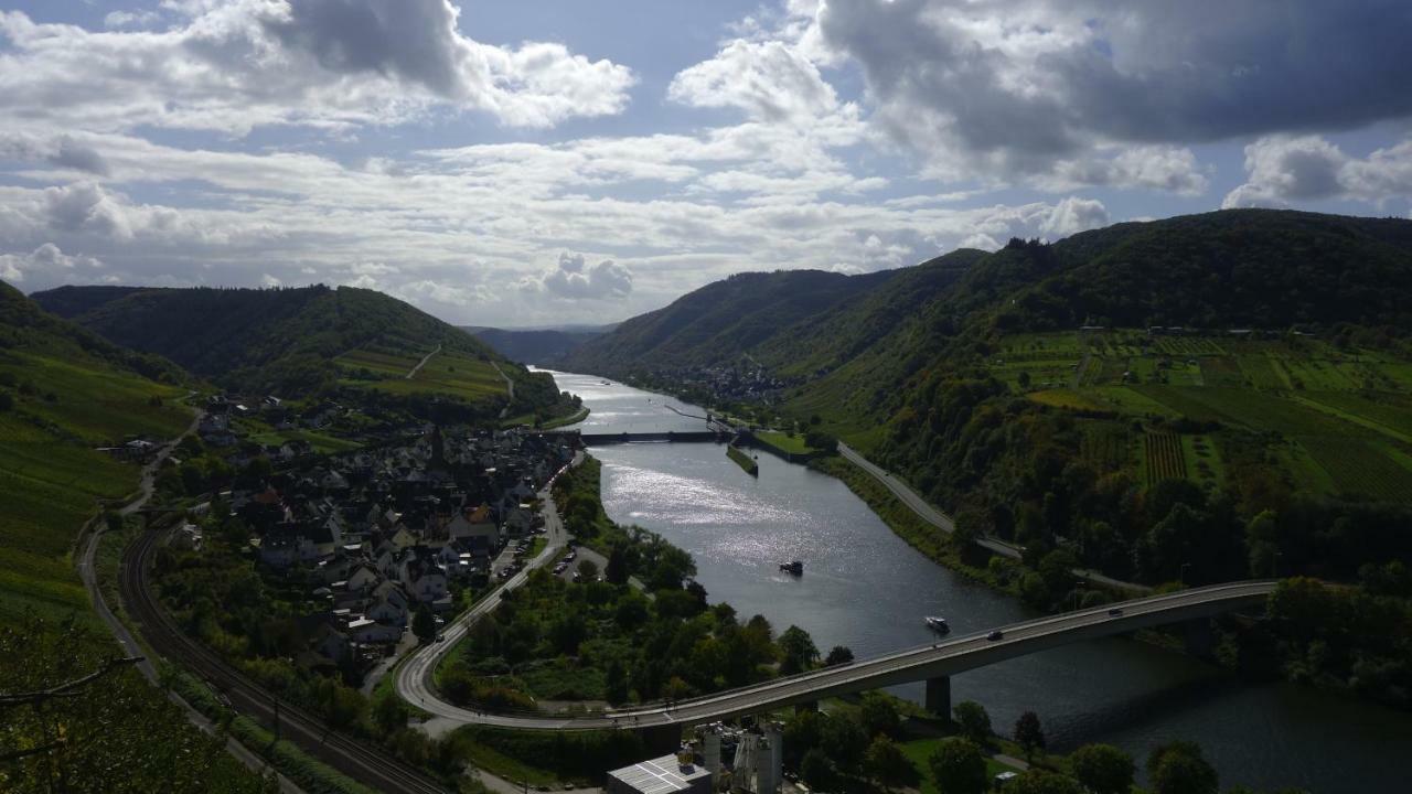 Ferienhaus Erich Bremm Mit Moselblick Neef Eksteriør bilde